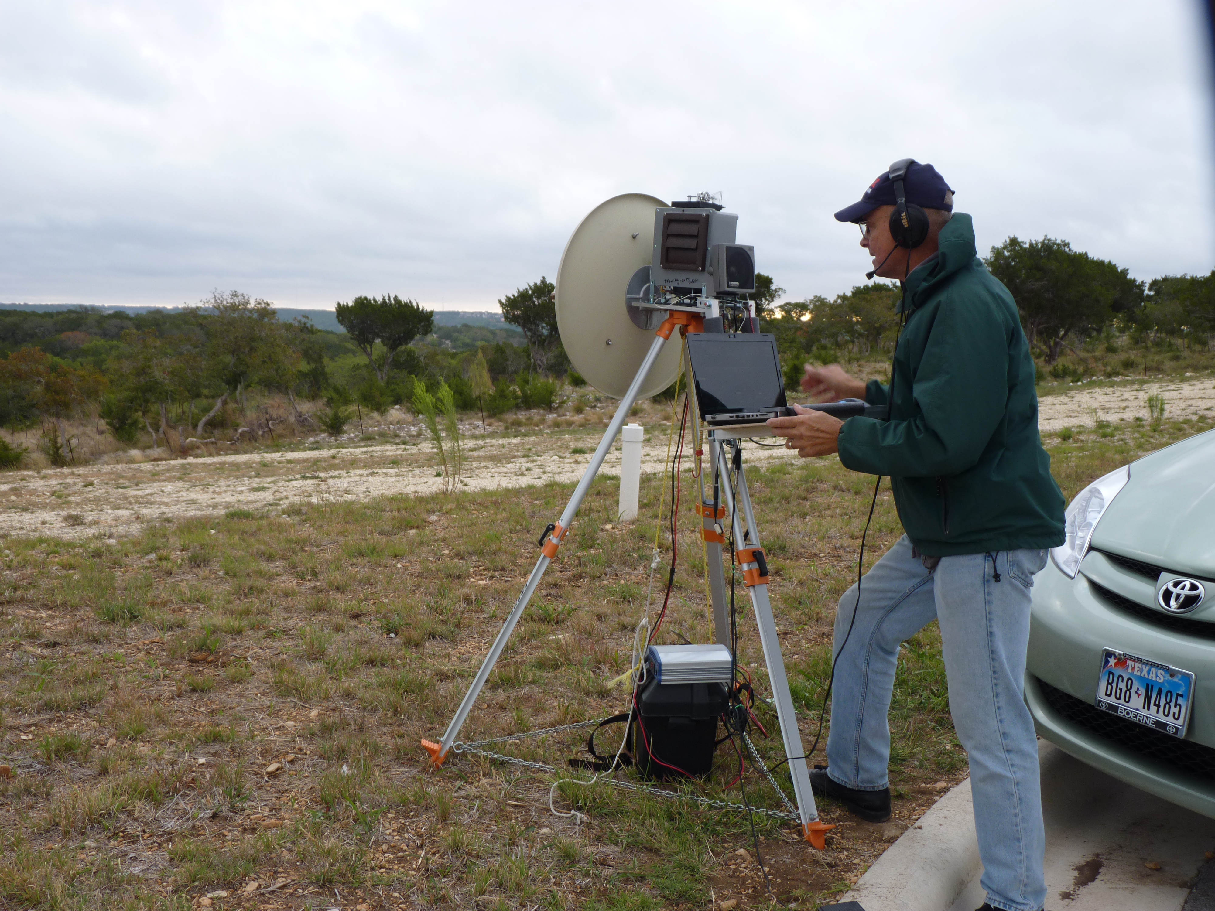 Resultado de imagen de ham radio microwave