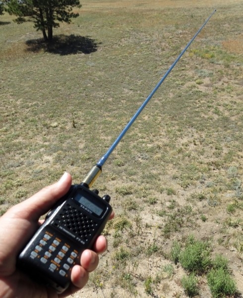 http://www.arrl.org/images/view/OTA/Find_a_High_Spot_for_VHF/HT_with_halfwave_antenna_for_2m.jpg