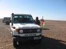 The DXpedtition's caravan stopped in the middle of the Western Saharan desert on the way to Tifariti.