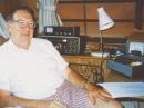 George Hart, W1NJM, operating with the Newington Amateur Radio League on Field Day 1989. [Steve Ewald, WV1X, Photo]
