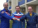Richard Garriott, W5KWQ (left), along with Expedition 18 Flight Engineer Yury Lonchakov, RA3DT (center), and Expedition 18 Commander Michael Fincke, KE5AIT, participate in a flag raising ceremony near the Cosmonaut Hotel at the Baikonur launch facility in Kazakhstan. [Victor Zelentsov, NASA, Photo] 