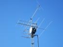 This photo, taken by W6IT, shows the antennas at Panorama Heights in daylight.  