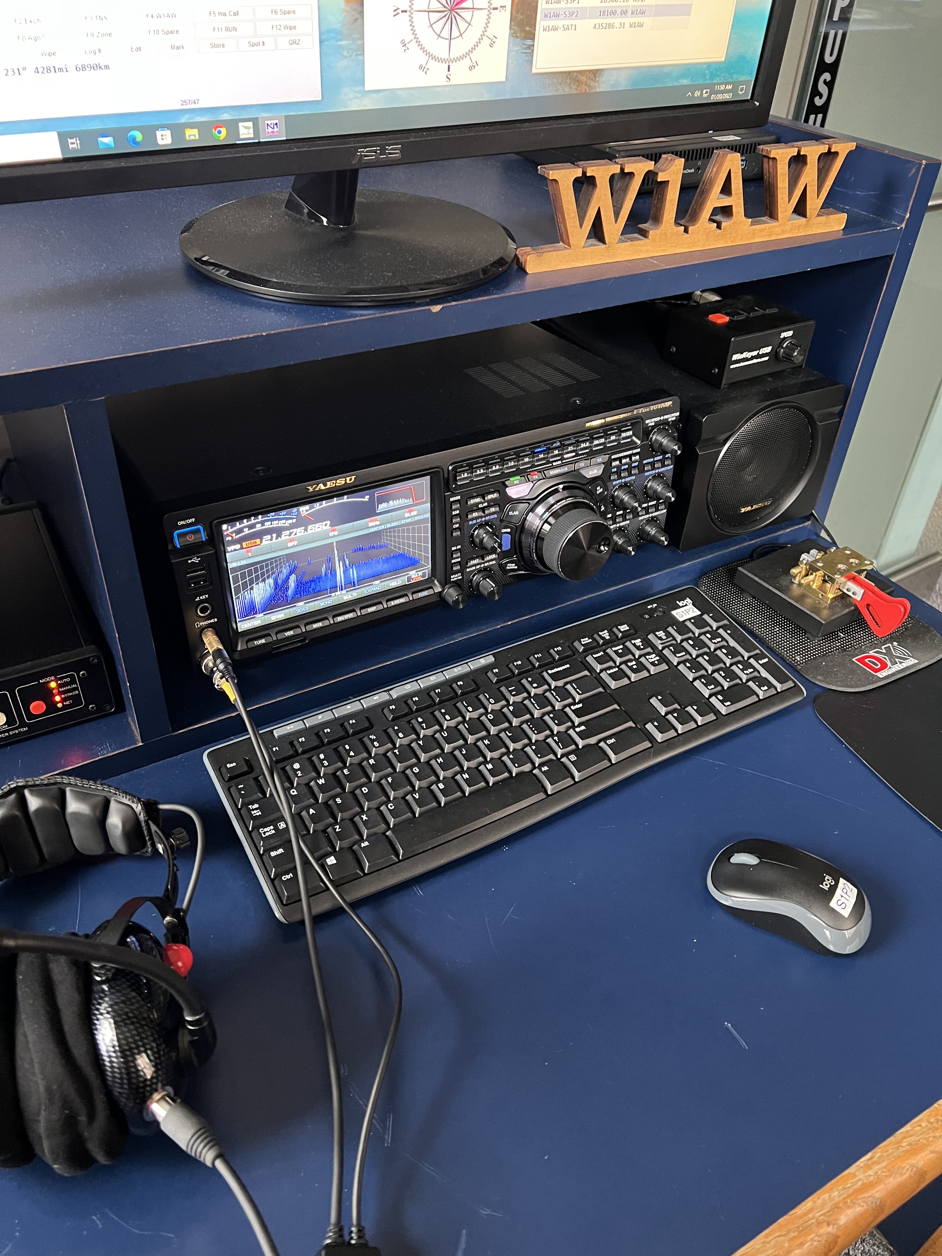 Yaesu Radios Donated to ARRL to Inspire Visitors and Young Hams