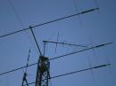 VHF/UHF Yagi damage — note the unharmed beam antenna lower down on the mast.