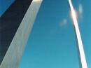 The Gateway Arch makes a dandy “passive repeater.”