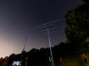 With the exception of a brief rain shower earlier in the afternoon, we had clear skies the rest of the weekend. Here are the W1HH antennas under a clear night sky.