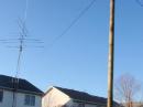 A view from the 10' support mast. The resonators in the background are from one leg of the DX-LB short dipole.