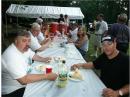 AT DINNER TIME, ALL THE FIELD DAY OPERATORS CAME OUT FOR THAT GREAT CHICKEN DINNER PREPARED BY RAY, N3FH WITH STEAMING HOT FRESH CORN ON THE COB